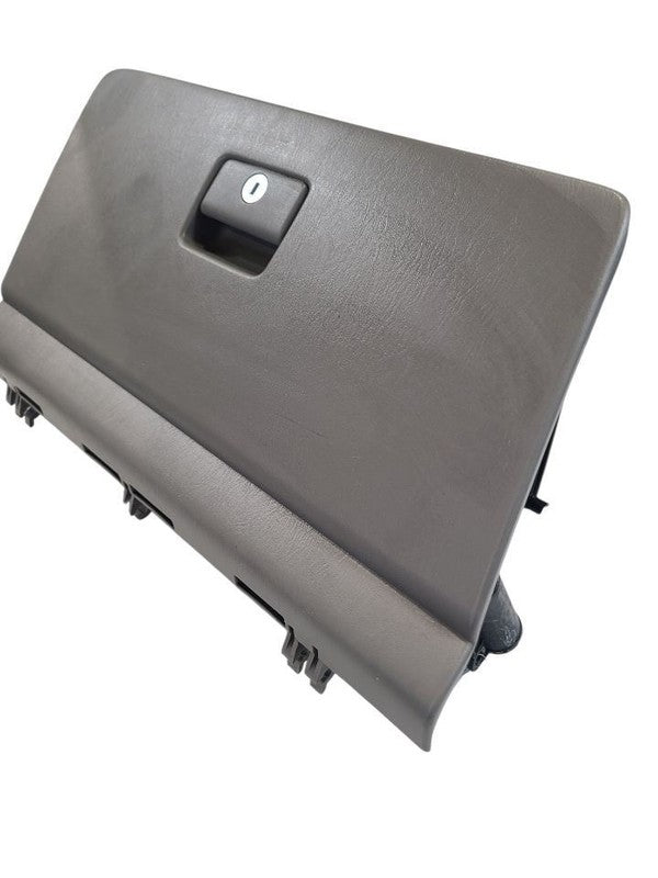 CAMRY     2005 Glove Box 668286