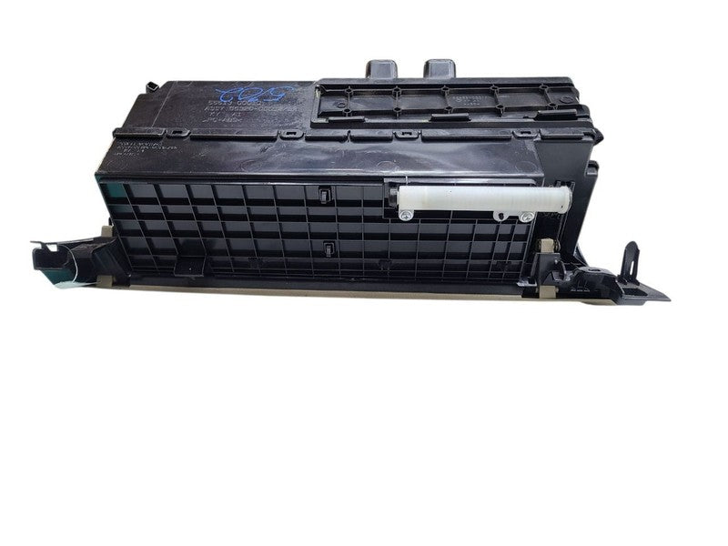 SEQUOIA   2013 Glove Box 678193