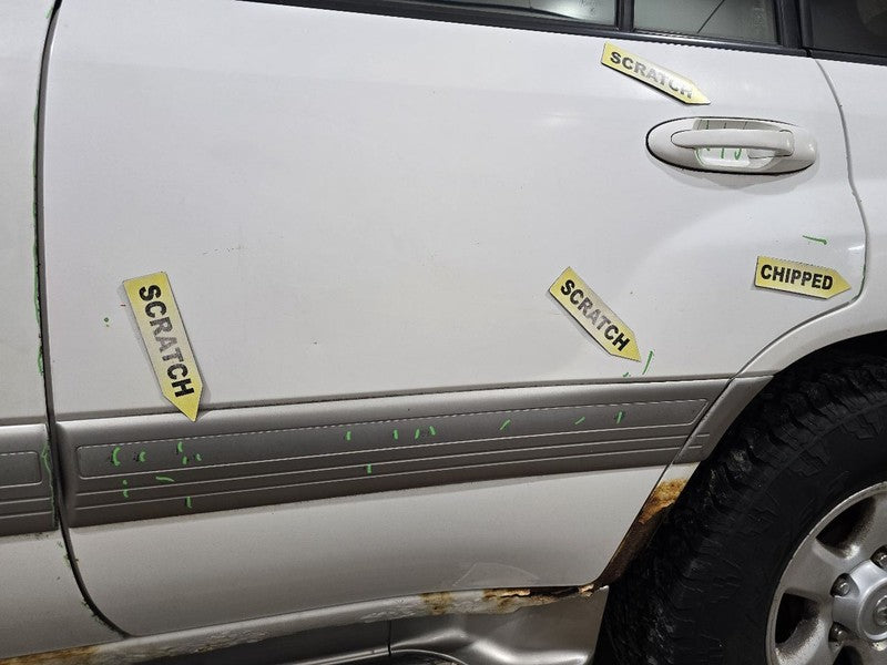 Driver Rear Side Door 8 Cylinder With Moulding Fits 98-02 LAND CRUISER