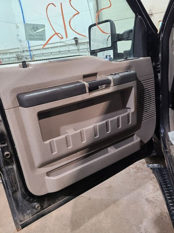 F350SD    2008 Front Door Trim Panel 652817