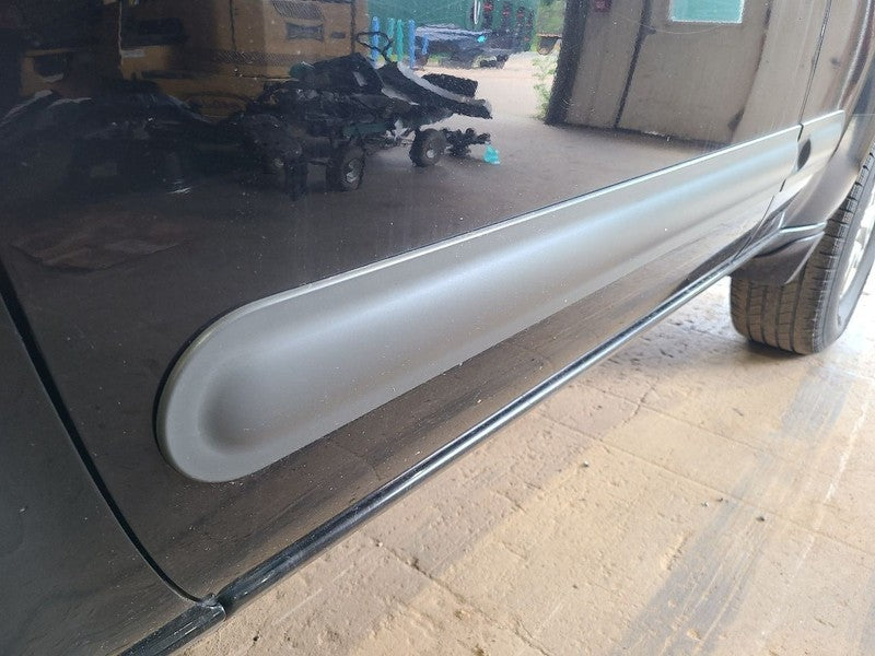 XTERRA    2014 Door Moulding Front 670650
