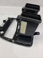 CARAVAN   2016 Dash Bezel 556745