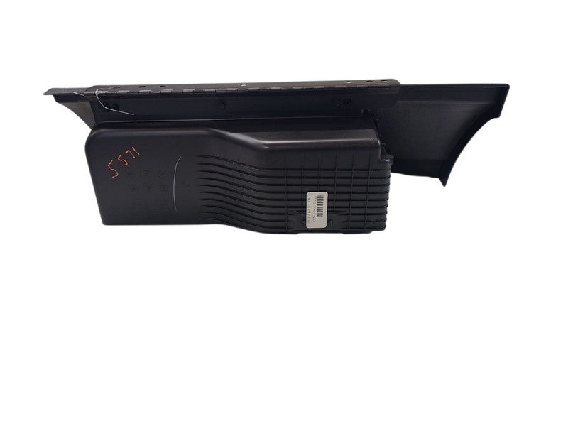 YUKON     2009 Glove Box 670158