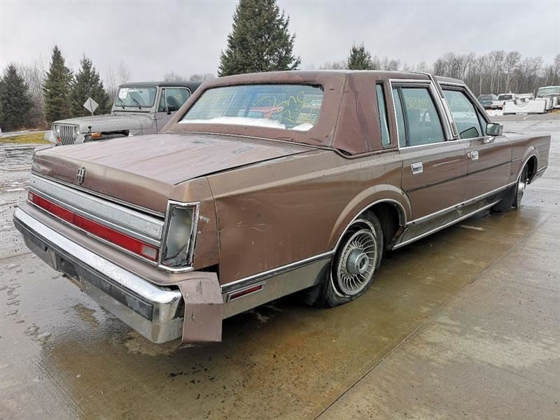 TOWN CAR  1988 Dash Bezel 282260