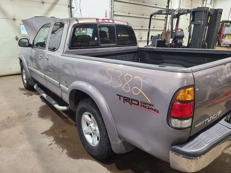 Hood Fits 01-07 SEQUOIA 657724