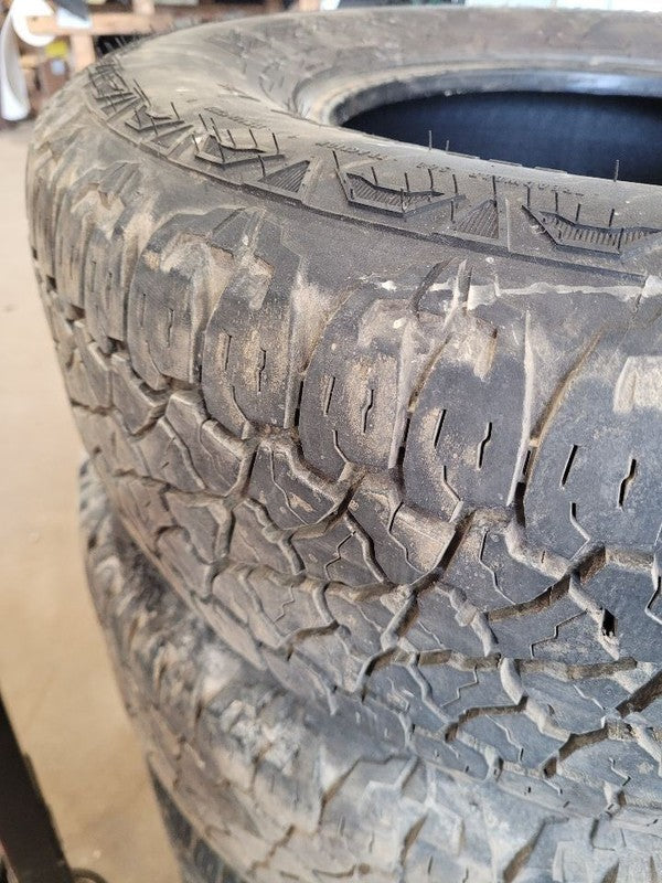 4 Used Tires Kelly 255-70-16  6/32 Tread  663382
