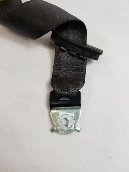 REAR YUKON     2007 2nd Row Passenger Side Retractor Seat Belt Rear 43