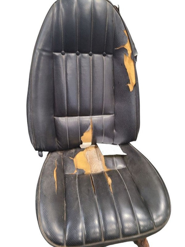 Front Seat Pair of Seats Fits 1975 VEGA 617138