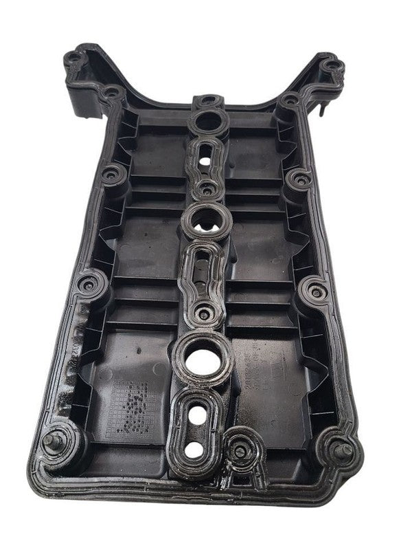 RAM1500   2016 Valve Cover 620993