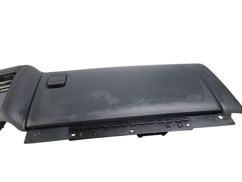 SILVRDO25 2001 Glove Box 646825