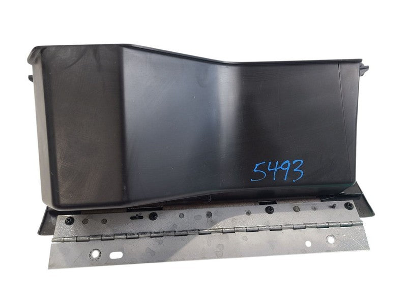 RANGER    2001 Glove Box 665047