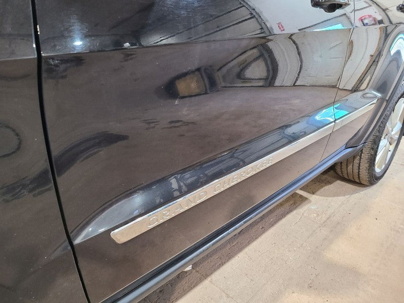 Driver Front Door Wk Body VIN E Or F 6th Digit Fits 11-22 GRAND CHEROK
