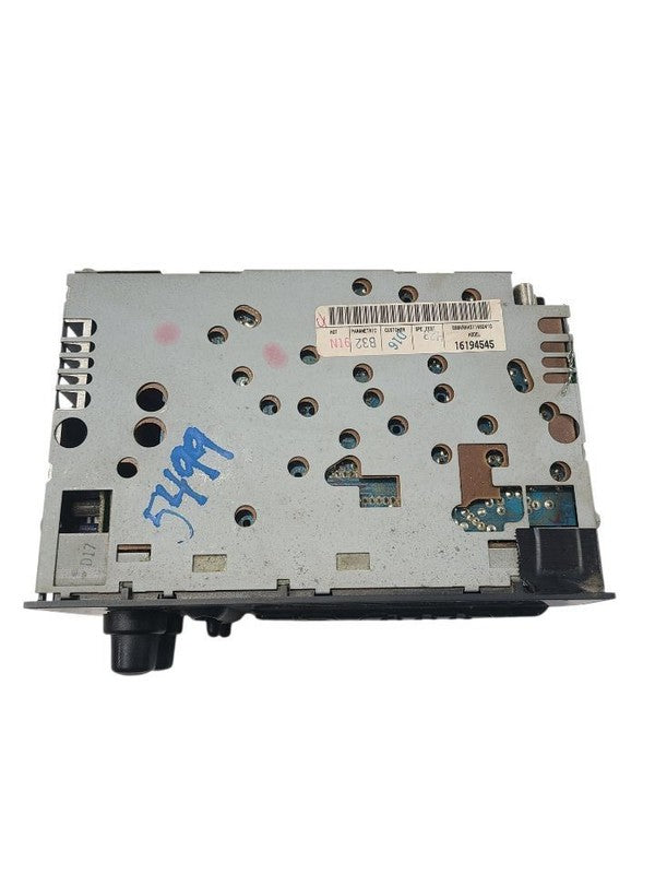 Audio Equipment Radio AM Mono-fm Stereo-cassette Fits 96-05 ASTRO 6654