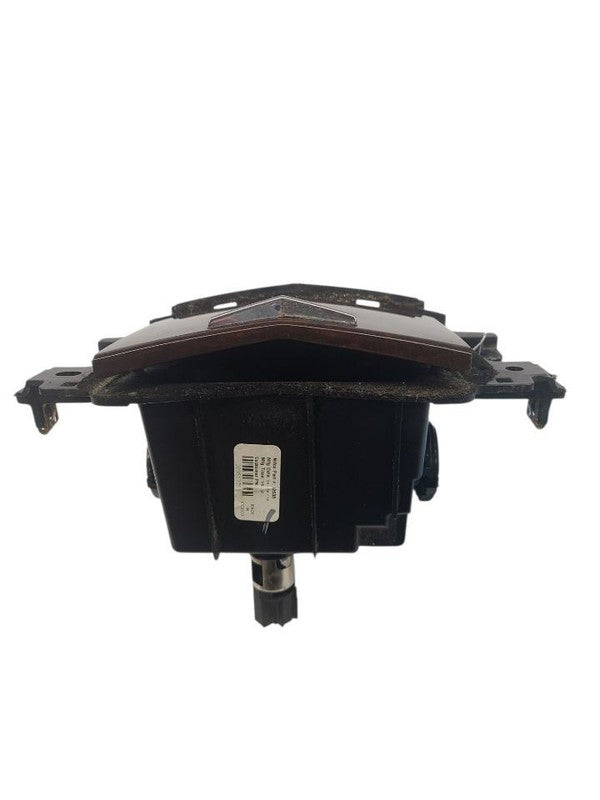 SRX       2016 Ash Tray/Lighter 632692