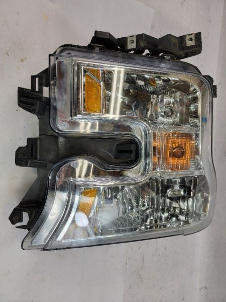 Passenger Headlight Halogen Fits 15-17 FORD F150 PICKUP 539697