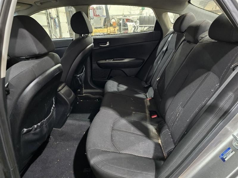 Driver Left Fender Without Charging Port Fits 16-20 OPTIMA 605438