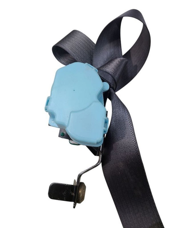 SILVRDO15 2002 Seat Belt Rear 638802