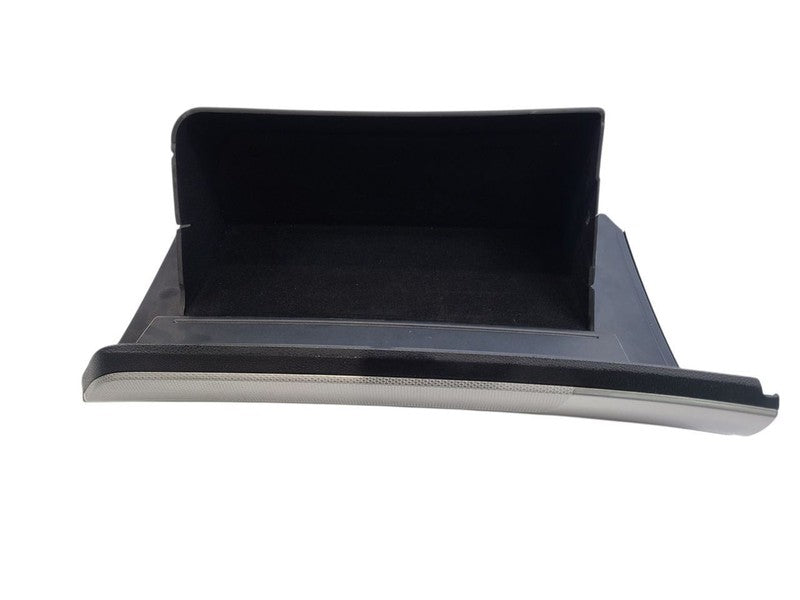 EXPLORER  2016 Glove Box 675649