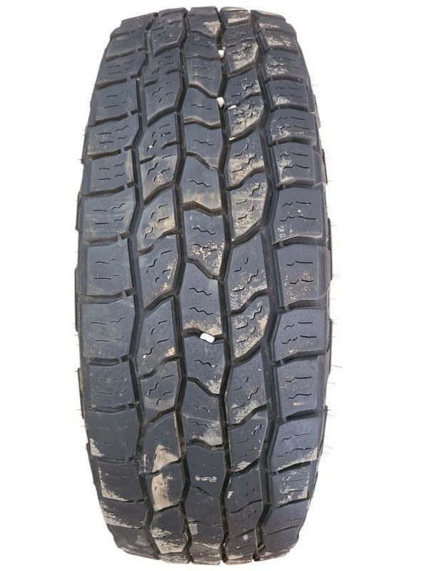 1 Used Tire   245 75 17 Cooper 9/32  667191
