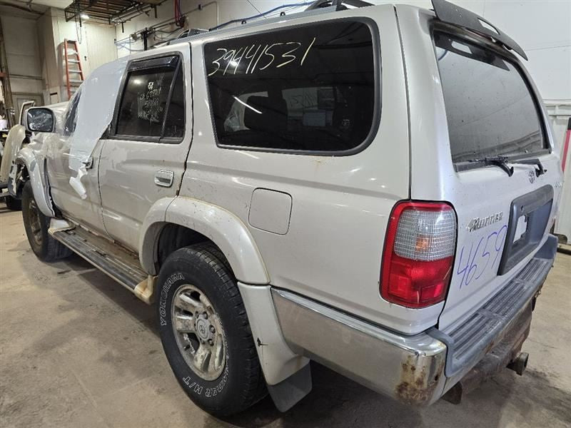4 RUNNER  2000 Chassis ECM 588335