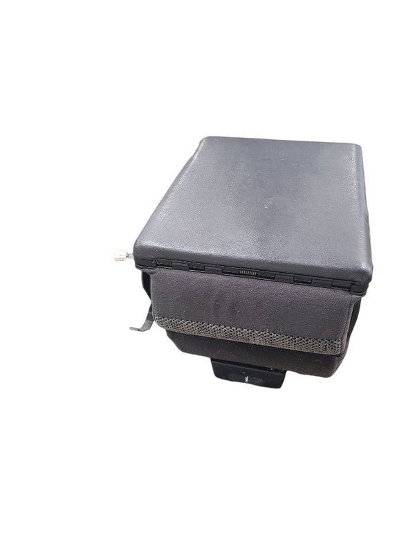 RAM2500   1999 Front Seat 680613
