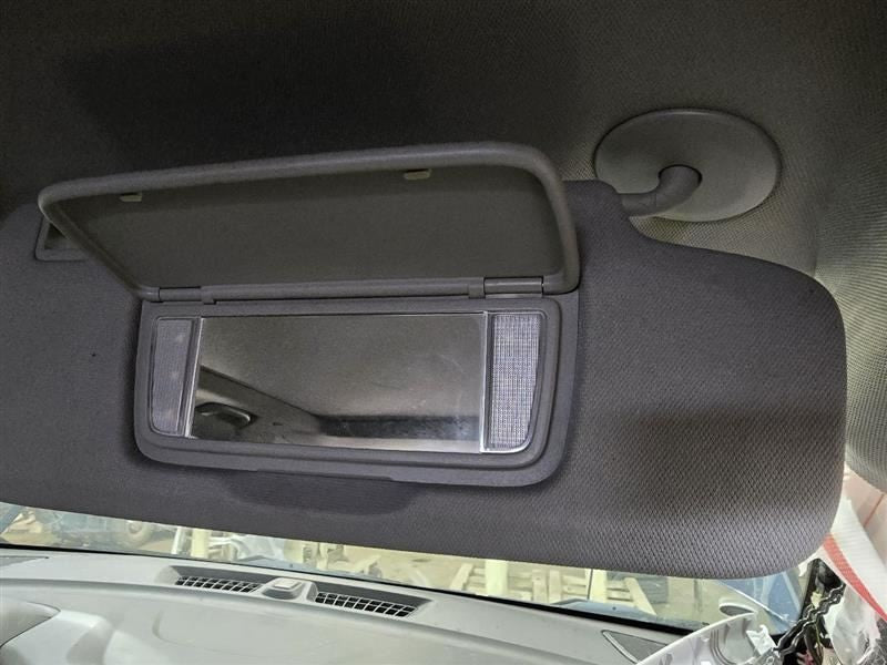Passenger Right Sun Visor Fits 18-19 EQUINOX 603562