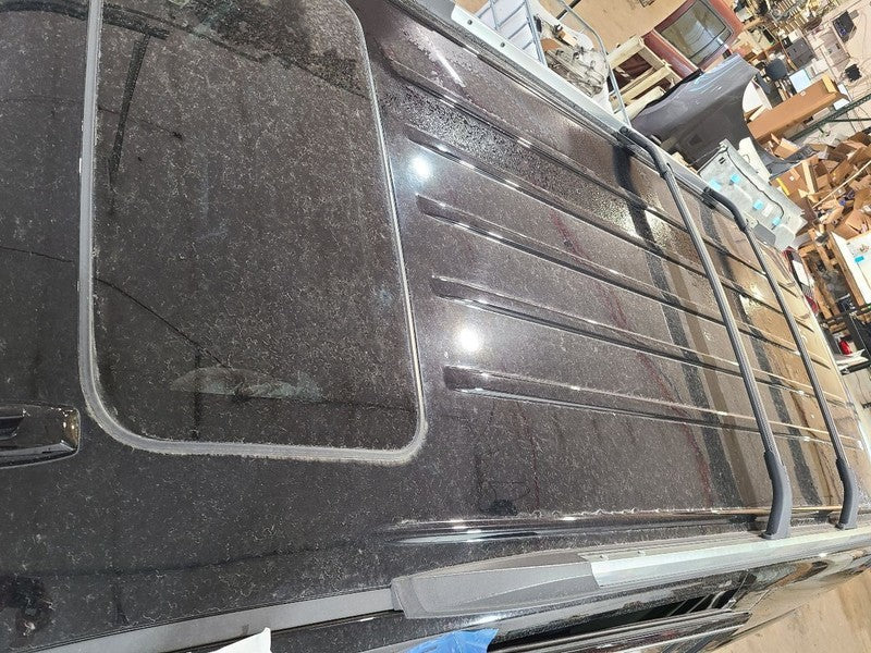 SUBURBN15 2019 Luggage Rack 662184