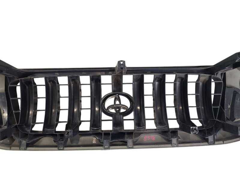 Grille Upper Painted Fits 01-04 TACOMA 670579