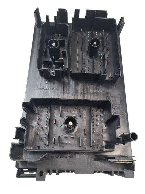 Fuse Box Engine Fits 11 VOLT 626238
