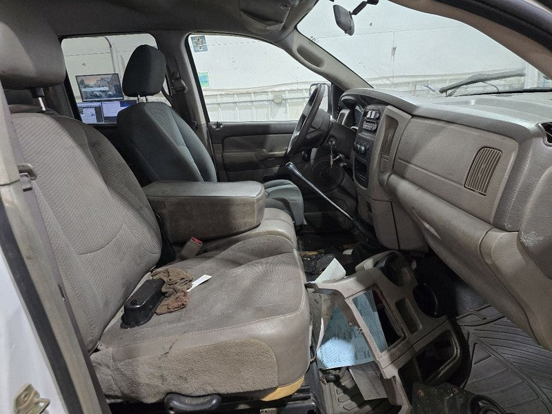 Seat Belt Front Quad Cab Bench Seat Center Fits 02-05 DODGE 1500 PICKU