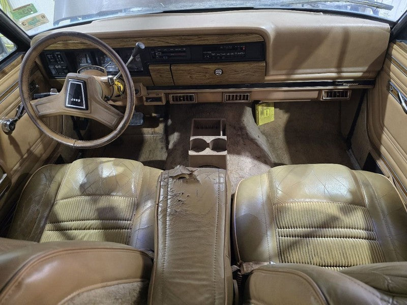 GRAND-WAG 1987 Front Seat 653636