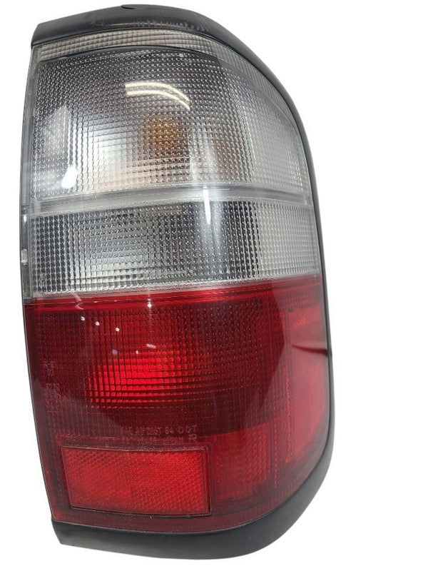 Passenger Right Tail Light Fits 97-00 INFINITI QX4 658259