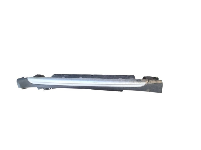 COUNTRYMA 2019 Rocker Panel Moulding 674684