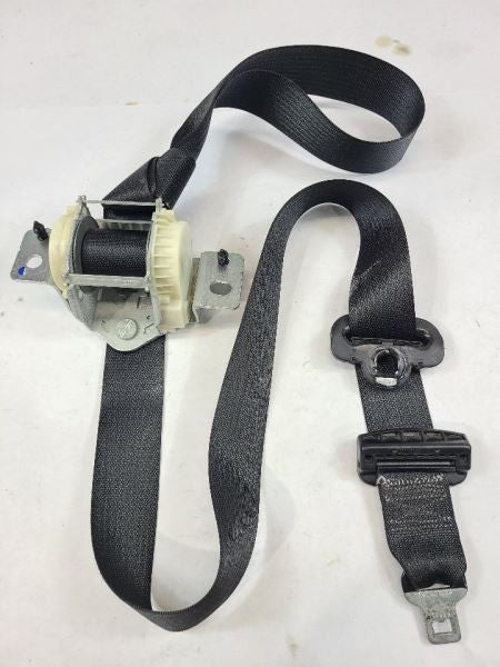 REAR CARAVAN   2013 3rd Row Center Retractor Seat Belt Rear 561451
