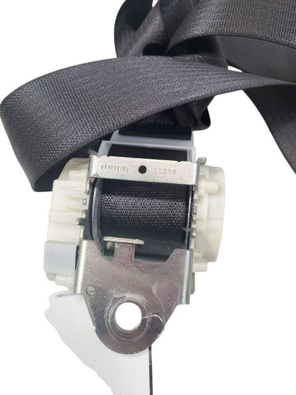 SILVRDO15 2009 Seat Belt Rear 634881