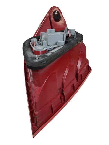 Passenger Tail Light 204 Type C300 LED Fits 08-11 MERCEDES C-CLASS 579