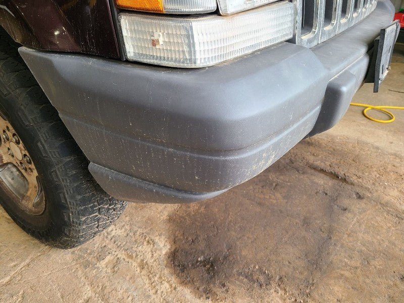 Front Bumper Laredo Fits 96-98 GRAND CHEROKEE 672498