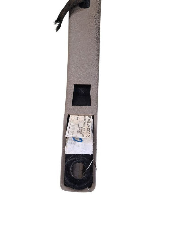 CARAVAN   1995 Seat Belt Front 642090