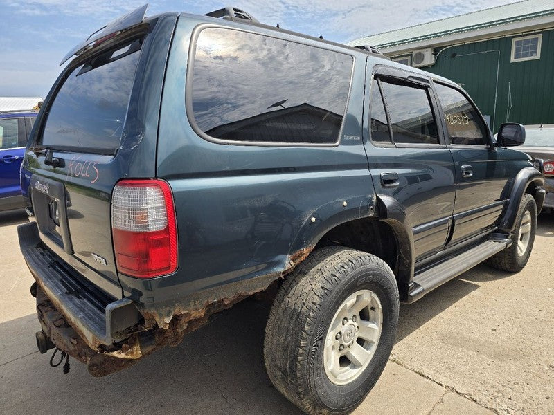4 RUNNER  1998 Seat Belt Rear 643021