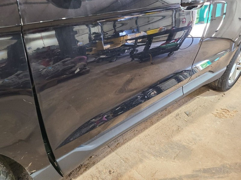 Driver Front Door Tempered Glass Fits 15-24 EDGE 669602