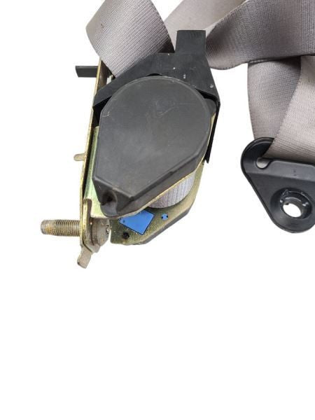 E350SD    1999 Seat Belt Front 586566