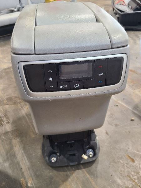 Console Front VIN A 5th Digit Floor Fits 14-16 HIGHLANDER 558178