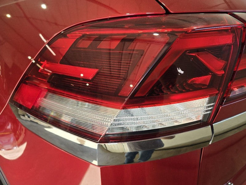 Driver Tail Light LED Quarter Panel Mounted Fits 21-23 ATLAS 647657