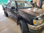T100      1996 Headliner 676236