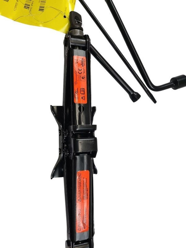 VERSA     2016 Jack 610610
