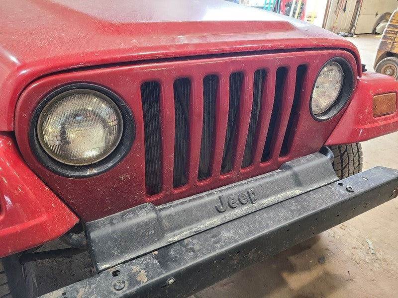 Grille Thru 1/2/97 Fits 97 WRANGLER 673044