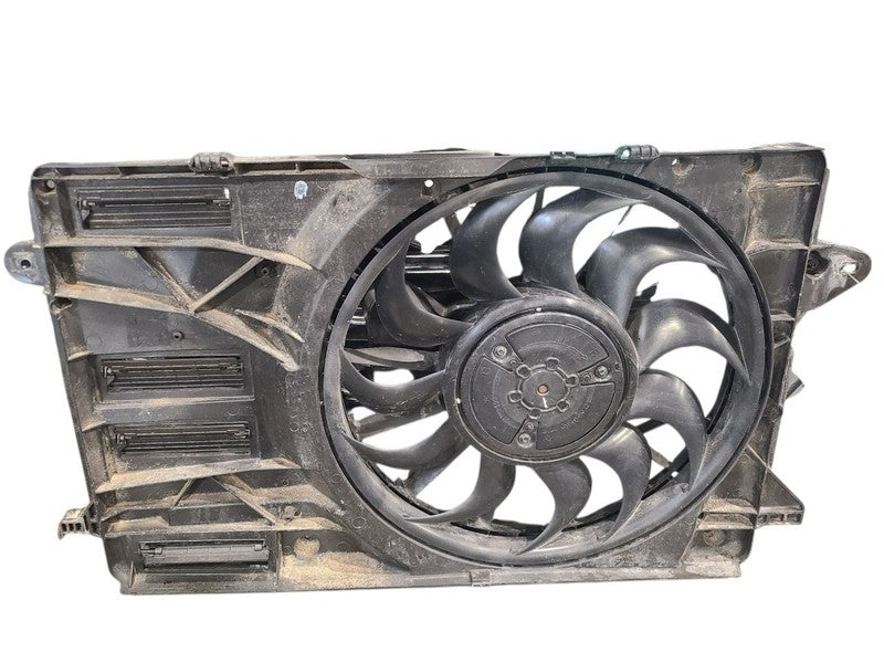 Radiator Fan Motor Fan Assembly Fits 21-25 MALIBU 668882