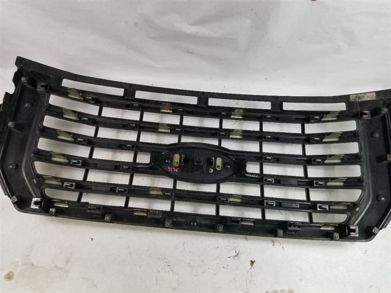 Grille Center XLT 5 Chrome Bars Fits 15-17 FORD F150 PICKUP 536940