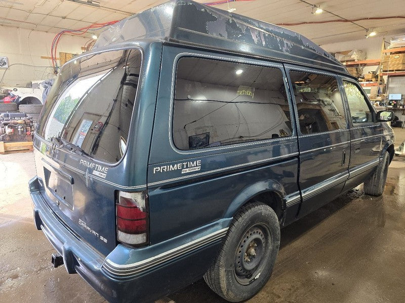 CARAVAN   1995 Seat Belt Front 642090