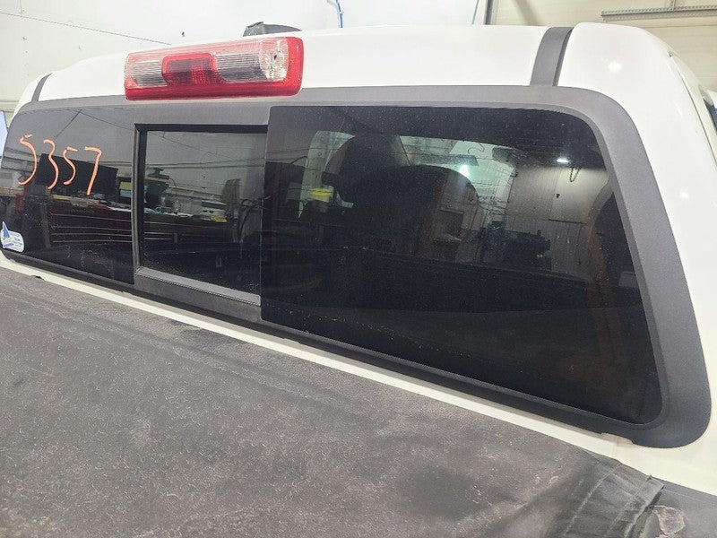 Back Glass Sliding Heated Fits 15-22 CANYON 655982